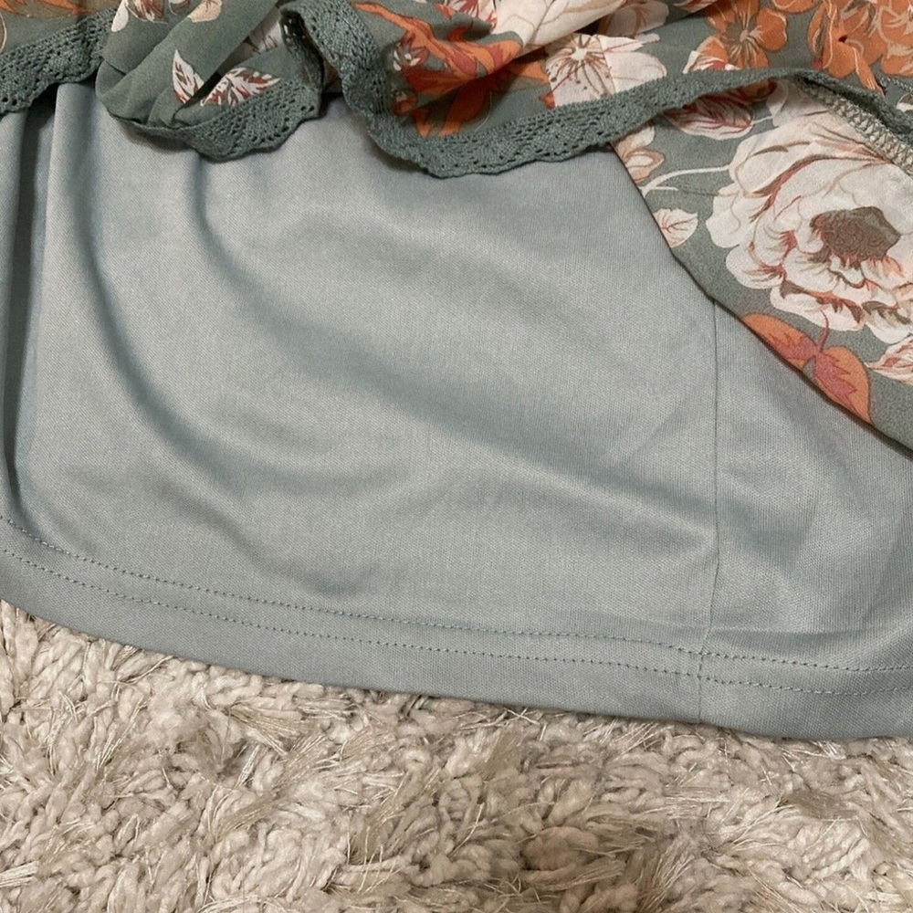 Women's Tiered Floral Sleeveless Sundress In size Small - Picture 9 of 10